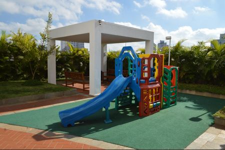 Apartamento à venda com 81m², 2 quartos e 2 vagasPlayground