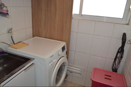 Apartamento à venda com 81m², 2 quartos e 2 vagasÁrea de Serviço