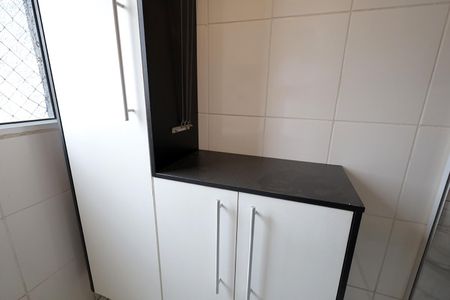 Apartamento à venda com 67m², 3 quartos e 1 vagaÁrea de Serviço