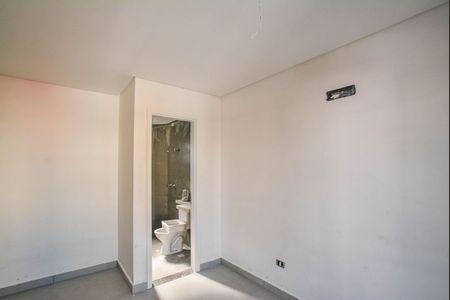 Apartamento à venda com 140m², 3 quartos e 2 vagas Apartamento à venda com 140m², 3 quartos e 2 vagasSuíte