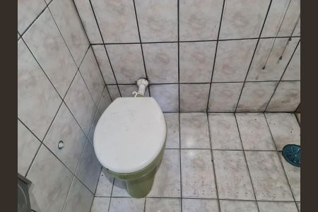 Casa à venda com 150m², 3 quartos e 3 vagas Casa à venda com 150m², 3 quartos e 3 vagasBanheiro Social