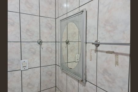 Casa à venda com 150m², 3 quartos e 3 vagas Casa à venda com 150m², 3 quartos e 3 vagasBanheiro Social