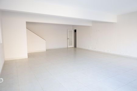 Casa à venda com 350m², 3 quartos e 3 vagasEspaço de Festas