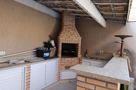 Casa à venda com 350m², 3 quartos e 3 vagasChurrasqueira