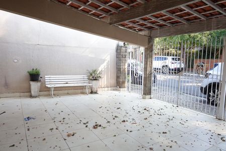 Casa à venda com 350m², 3 quartos e 3 vagasGaragem