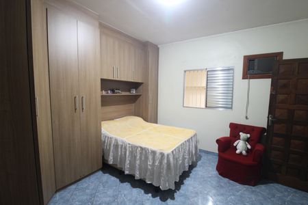 Casa à venda com 150m², 3 quartos e 2 vagasQuarto 2
