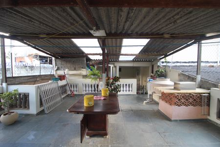 Casa à venda com 150m², 3 quartos e 2 vagasQuintal