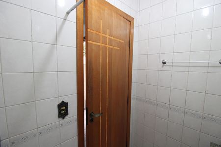 Casa à venda com 150m², 3 quartos e 2 vagasCasa 2 - Banheiro