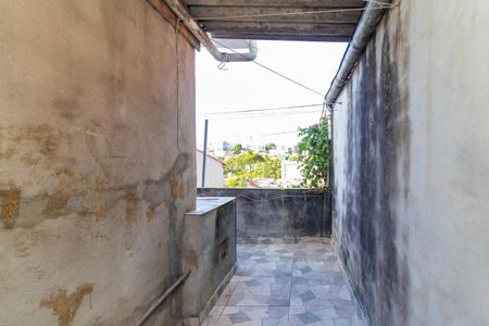 Casa para alugar com 42m², 2 quartos e sem vagaQuintal / Área de Serviço