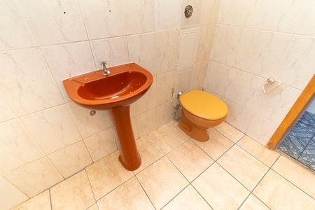 Casa para alugar com 42m², 2 quartos e sem vagaBanheiro