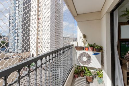 Apartamento à venda com 84m², 3 quartos e 2 vagasVaranda da Sala