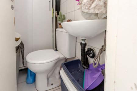 Apartamento à venda com 84m², 3 quartos e 2 vagasBanheiro de Serviço