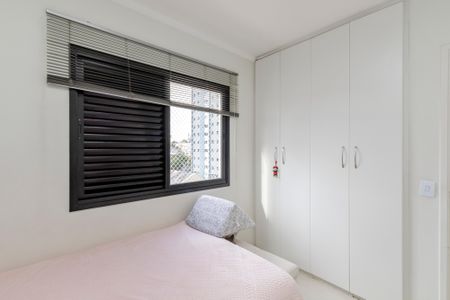 Apartamento à venda com 84m², 3 quartos e 2 vagasQuarto 2