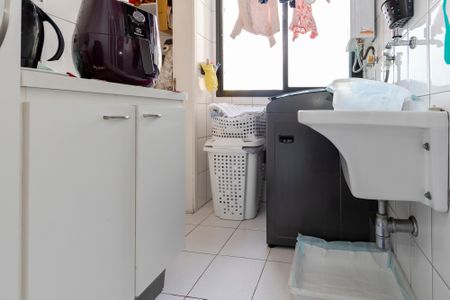 Apartamento à venda com 84m², 3 quartos e 2 vagasLavanderia