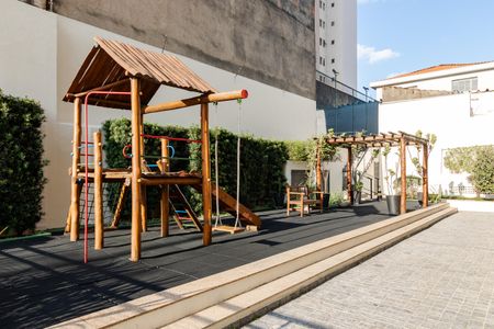 Apartamento à venda com 84m², 3 quartos e 2 vagasÁrea comum - Playground