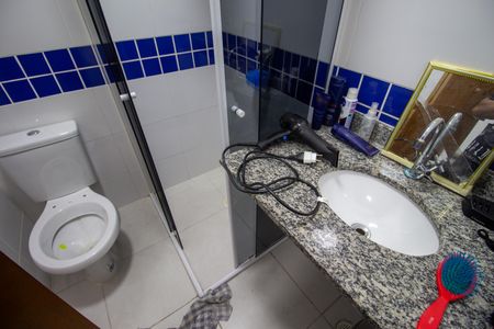 Casa de condomínio à venda com 55m², 2 quartos e 1 vaga Casa de condomínio à venda com 55m², 2 quartos e 1 vagaBanheiro da Suíte 1