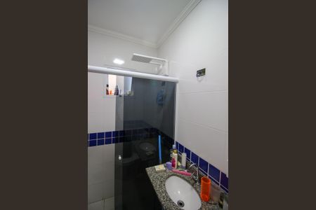 Casa de condomínio à venda com 55m², 2 quartos e 1 vaga Casa de condomínio à venda com 55m², 2 quartos e 1 vagaBanheiro da Suíte 2