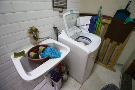 Casa de condomínio à venda com 55m², 2 quartos e 1 vaga Casa de condomínio à venda com 55m², 2 quartos e 1 vagaÁrea de Serviço