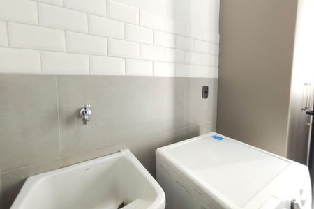 Casa de condomínio à venda com 200m², 3 quartos e 4 vagasÁrea de Serviço - Despensa