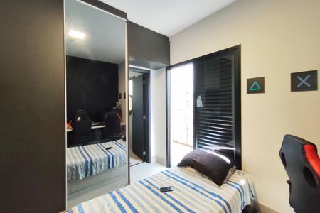 Casa de condomínio à venda com 200m², 3 quartos e 4 vagasQuarto Suíte