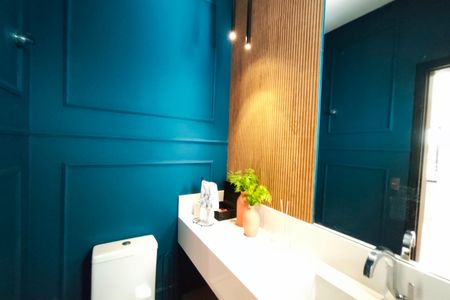 Casa de condomínio à venda com 200m², 3 quartos e 4 vagasLavabo