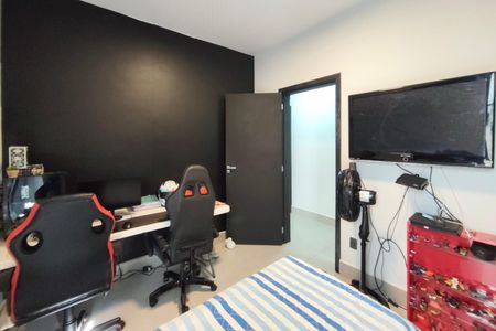 Casa de condomínio à venda com 200m², 3 quartos e 4 vagasQuarto Suíte