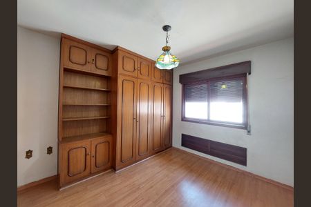 Casa à venda com 280m², 4 quartos e 5 vagas Casa à venda com 280m², 4 quartos e 5 vagasSuíte 3