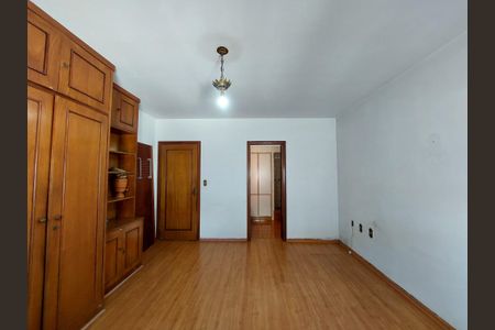 Casa à venda com 280m², 4 quartos e 5 vagas Casa à venda com 280m², 4 quartos e 5 vagasSuíte 4
