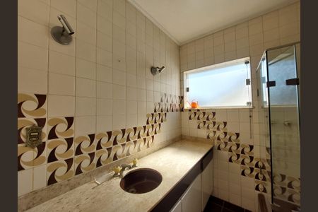 Casa à venda com 280m², 4 quartos e 5 vagas Casa à venda com 280m², 4 quartos e 5 vagasBanheiro Suíte 3