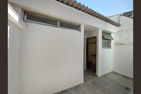 Casa à venda com 280m², 4 quartos e 5 vagas Casa à venda com 280m², 4 quartos e 5 vagasÁrea de Serviço