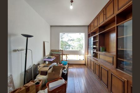 Casa à venda com 280m², 4 quartos e 5 vagas Casa à venda com 280m², 4 quartos e 5 vagasSala 2