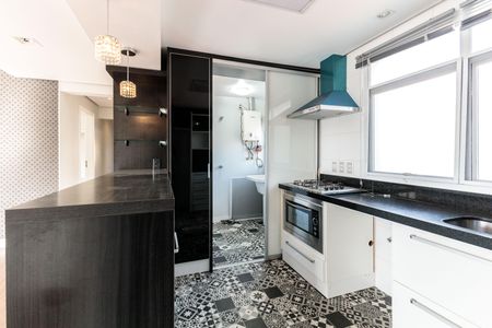 Apartamento à venda com 100m², 2 quartos e 2 vagasCozinha