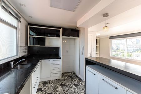 Apartamento à venda com 100m², 2 quartos e 2 vagasCozinha