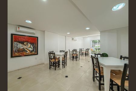 Apartamento à venda com 100m², 2 quartos e 2 vagasÁrea comum - Salão de festas
