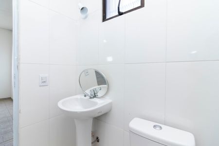 Casa à venda com 150m², 4 quartos e sem vaga Casa à venda com 150m², 4 quartos e sem vagaBanheiro - Sala/Quarto 1