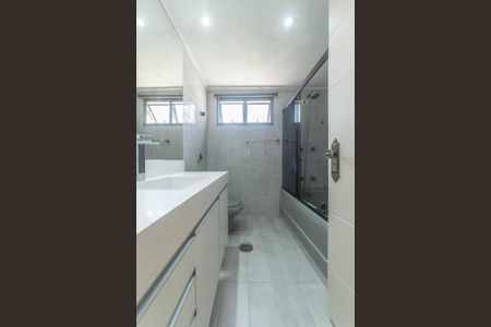 Apartamento para alugar com 130m², 3 quartos e 3 vagasBanheiro da Suíte