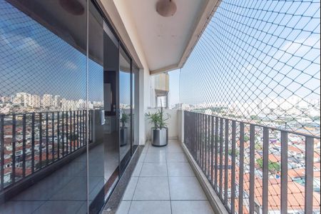 Apartamento para alugar com 130m², 3 quartos e 3 vagasVaranda
