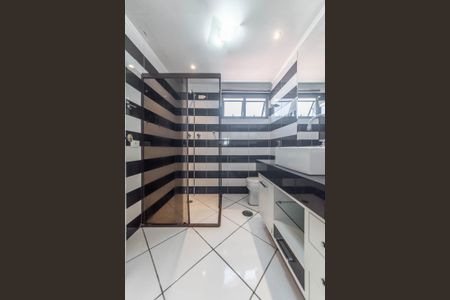 Apartamento para alugar com 130m², 3 quartos e 3 vagasBanheiro Social