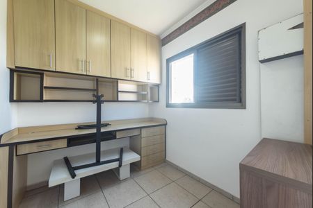 Apartamento para alugar com 130m², 3 quartos e 3 vagasÁrea de Serviço - Quarto