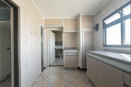 Apartamento para alugar com 130m², 3 quartos e 3 vagasÁrea de Serviço