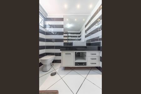 Apartamento para alugar com 130m², 3 quartos e 3 vagasBanheiro Social