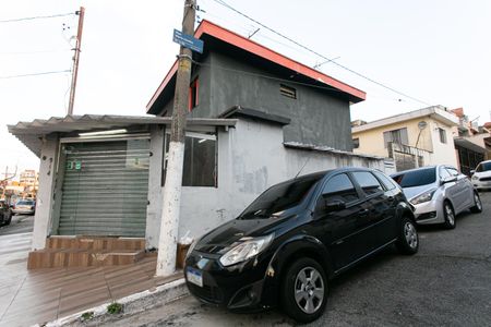 Casa à venda com 229m², 5 quartos e 2 vagasFachada