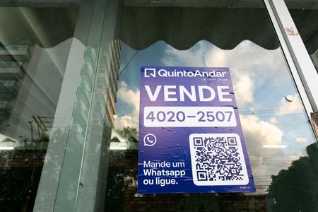 Casa à venda com 229m², 5 quartos e 2 vagasPlaquinha