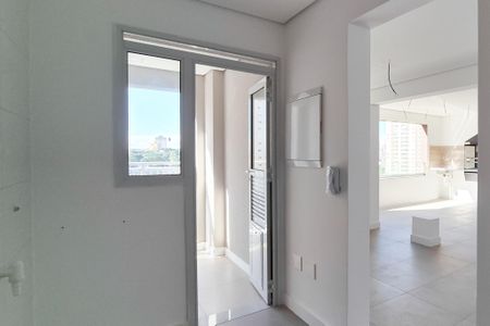 Apartamento à venda com 113m², 3 quartos e 2 vagas Apartamento à venda com 113m², 3 quartos e 2 vagasÁrea de Serviço