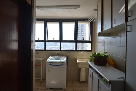 Apartamento à venda com 170m², 3 quartos e 2 vagasÁrea de Serviço