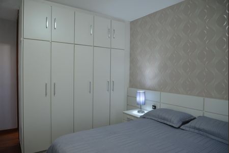 Apartamento à venda com 170m², 3 quartos e 2 vagasQuarto 1