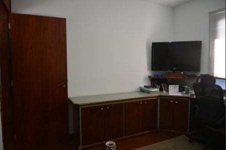 Apartamento à venda com 170m², 3 quartos e 2 vagasQuarto 3