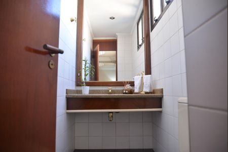 Apartamento à venda com 170m², 3 quartos e 2 vagasLavabo