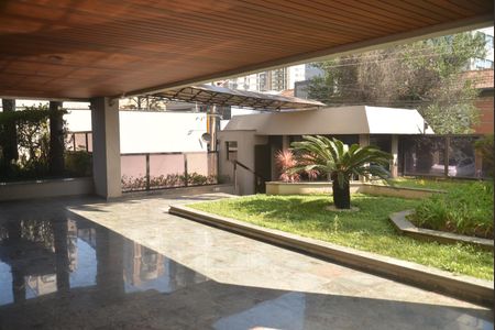 Apartamento à venda com 170m², 3 quartos e 2 vagasArea de Circulação