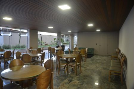 Apartamento à venda com 170m², 3 quartos e 2 vagasÁrea comum - Salão de festas